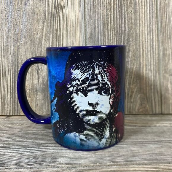 NEW- Les Mug Miserables Coffee 1986 - England Cup Made Broadway Vintage Tea Blue - Picture 1 of 3
